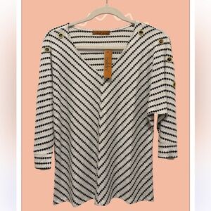 NEW Belldini Blouse, 3/4 Sleeves, Size M, Colors: White and Black, V-Neck.